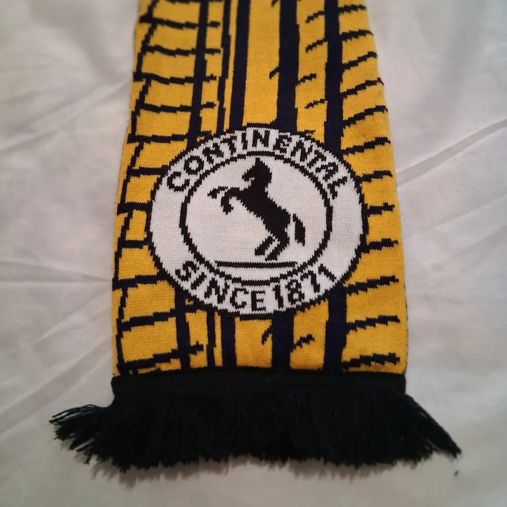 LA Galaxy‎ Scarf Reversibke Yelow-Black Continental Tire Sport Fans Winter